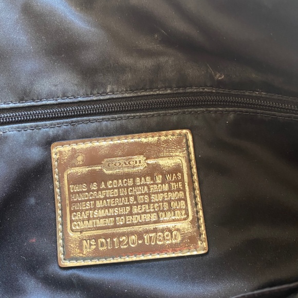 Coach Poppy Shoulder Bag - Picture 3 of 7